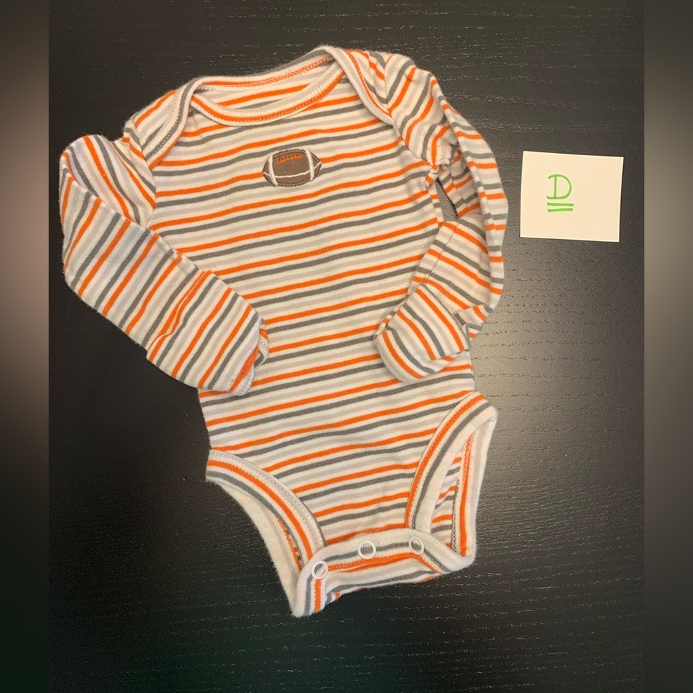 ⭐️5/$10.00⭐️ Carter’s NB Striped Onesie